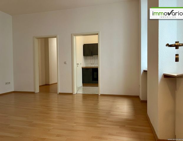 Mitten in der Altstadt! Gemütliches 2-Raum-Apartment im Seitenhaus mit neuer Einbauküche & Duschbad - Photo 1