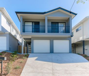 MODERN, FULLY FURNISHED, STUDIO APARTMENT - Photo 3