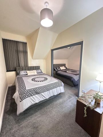 3 bedroom flat to rent - Photo 5