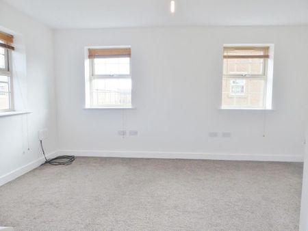 2 Bedroom End Terraced House To Rent - Photo 3