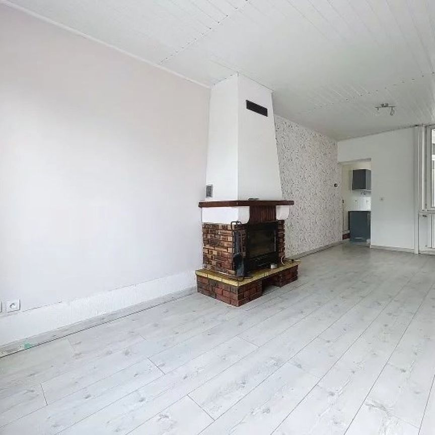 Location Maison 4 pièces 89 m2 à Saint-Quentin - Photo 1