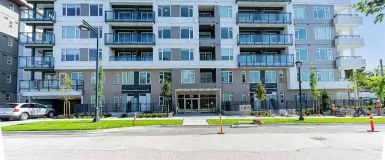 1 Bedroom & A Den Barnd New Apartment 10466 138A Street, V3T 0W3 | 10466 138A Street, Surrey - Photo 1