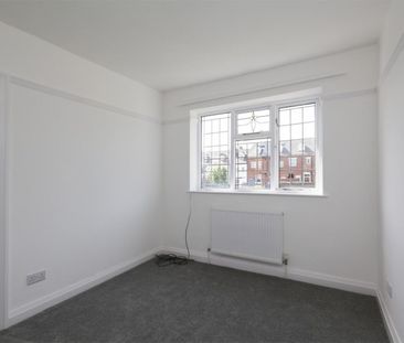 3 bedroom House To Let - Photo 3