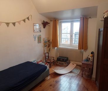 Location Appartement 4 pièces 64m² RIOM 63200 - Photo 2