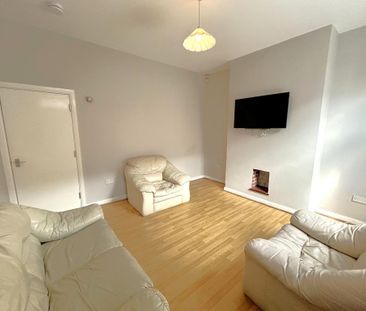 4 bedroom house share to rent - Photo 2