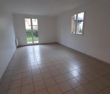 location Appartement F4 DE 99.3m² À VERSAILLES - Photo 1