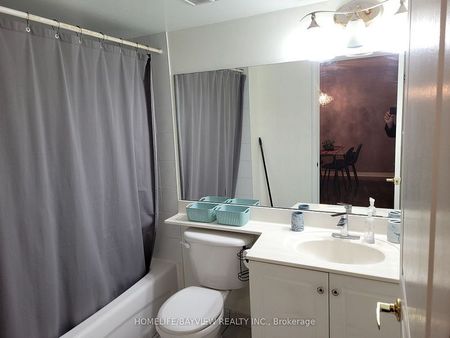 For Lease - 19 northern heights Drive Unit# 202, Richmond Hill, Ontario - Photo 3