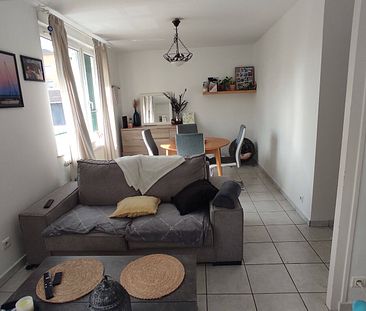 Location appartement 3 pièces 75 m² à Meximieux (01800) - Photo 2