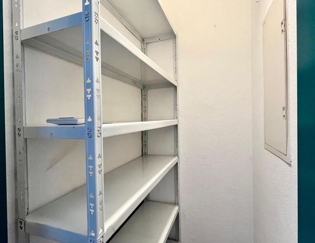 Helle 2 Raumwohnung mit Stellplatz *frisch renoviert* - Photo 1