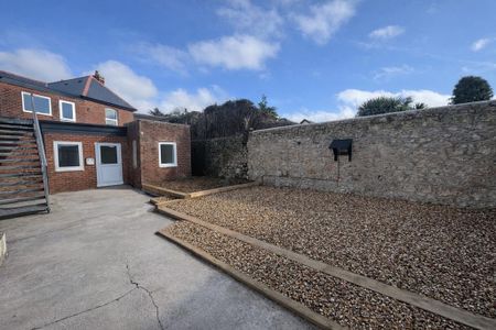 1 bedroom in a house share to rent - Photo 5