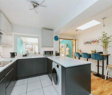 2 Bed Terraced House, Orchard Road, BS5 - Photo 6