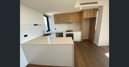 Bright 2-Bedroom Apartment with Rooftop Views & Secure Storage, Campsie CBD - Photo 5