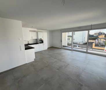 Ab sofort: Moderne 2-Zimmer-Wohnung in Mainz-Kastel mit Balkon, Ein... - Photo 2