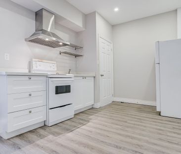 For Lease - 287 St John's Road, Toronto, Ontario - Photo 4