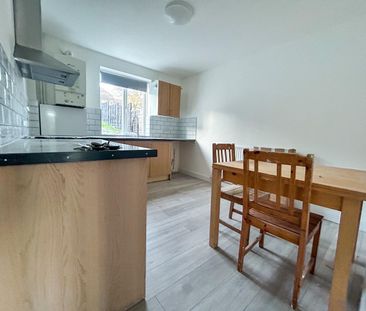 1 Bedroom Flat To Let - HP12 - Photo 2