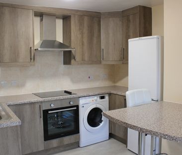 1 Bed Flat, London Street, RG1 - Photo 3