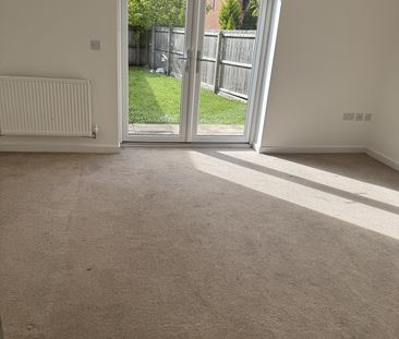 3 Bed Semi-Detached House, Ashover Avenue, M12 - Photo 5