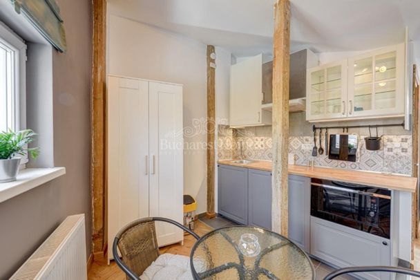 Urban Loft with Roof Terrace, Old-Town Centre - Photo 1