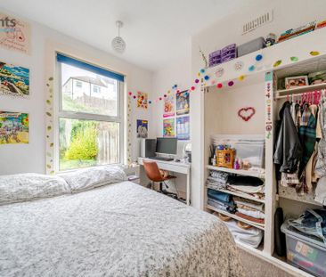 4 bedroom terraced house to rent - Photo 3