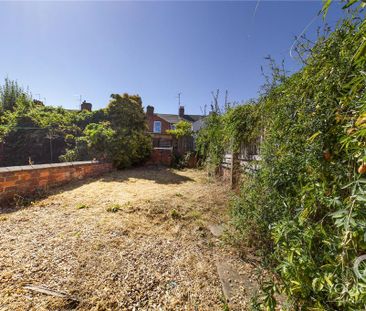 1 bedroom in a house share to rent - Photo 6