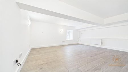 3 bedroom property to rent - Photo 2