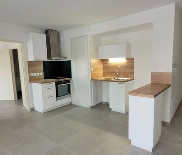 Appartement T2 à louer 2 pièces - 41,59 m2 MARTIGUES - 13 - Photo 1