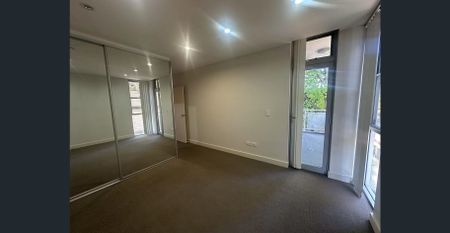 Two-bedroom apartment in Burwood CBD - Photo 5
