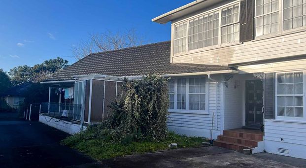 Charming Home for Rent at Pakuranga - Photo 1