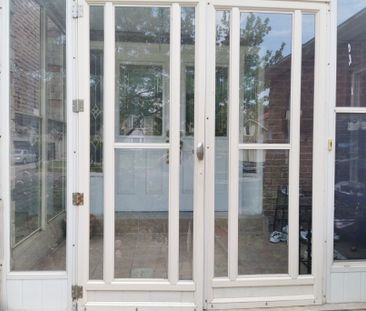 For Lease - 324 Winfield Terrace Unit# Main+2nd Floor, Mississauga,... - Photo 4