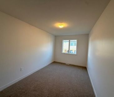 For Lease - 24 Oak Forest Common Crescent, Cambridge, Ontario - Photo 1