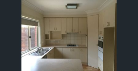 Two Bedroom Townhouse - Great Location - Photo 4