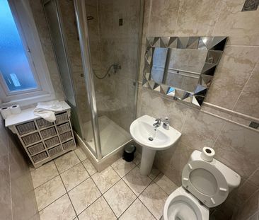 3/12 Westfield Court, Edinburgh, EH11 2RJ - Photo 1