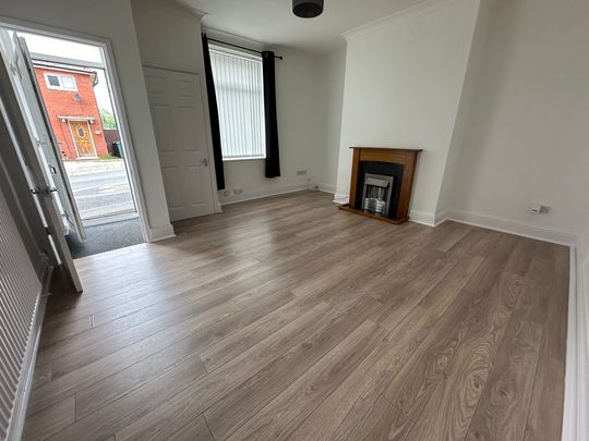 Lever Street, Radcliffe - Photo 1