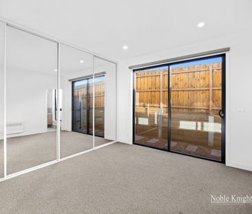 8 Chiefly Close, Lilydale, Vic 3140 - Photo 5