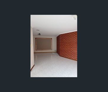 Two storey townhouse in top location - Photo 3