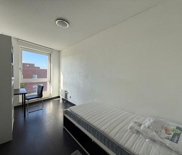 Te huur: Appartement Cas Oorthuyskade in Amsterdam - foto 5