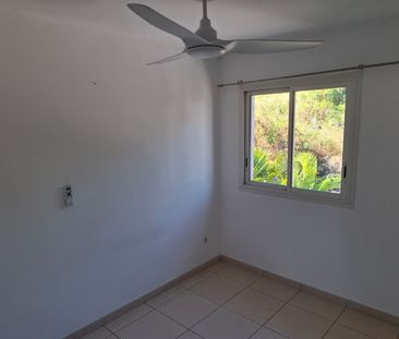 Location Maison 4 pièces 67m² LA POSSESSION 97419 - Photo 1