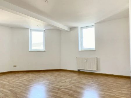 Großzügige 2- Raumwohnung Dachgeschoss mit Tageslichtbad in Chemnitz-Siegmar zur Miete - Photo 4