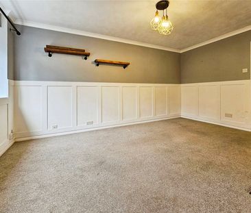 3 bedroom apartment to rent - Photo 1