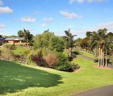 Modern 2-Bedroom Unit - Utilities Included - with Double Internal G... - Photo 5