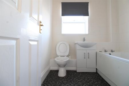 Whitby Avenue, York - Photo 5