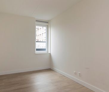 Te huur: Appartement 1e Lulofsdwarsstraat 18 A in Den Haag - Photo 1