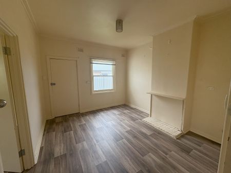 3 Bedroom semi - Photo 2