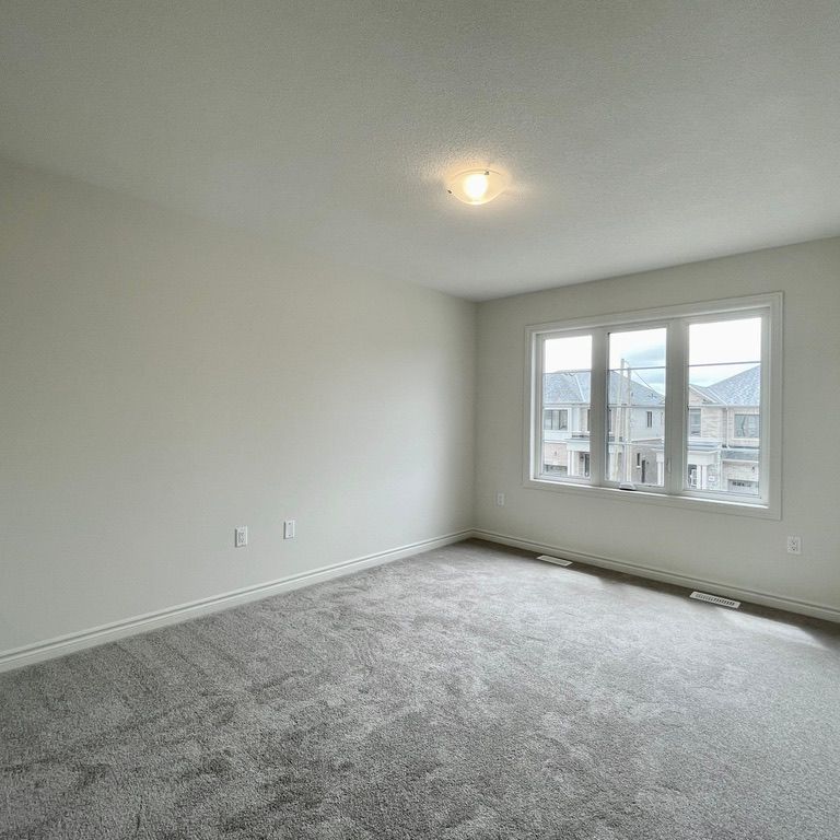 For Lease - 149 Shepherd Drive, Barrie, Ontario - Photo 1