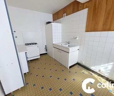 Location Appartement 3 pièces 75m² OLORON STE MARIE 64400 - Photo 3