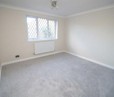2 bedroom bungalow to rent - Photo 4
