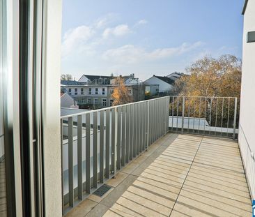 LEOPOLD XXI – Lichtdurchflutete 3-Zimmer-Dachgeschosswohnung mit 2 ... - Photo 1