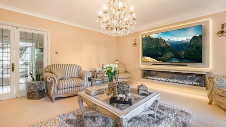 5 bedroom detached house to rent - Photo 4