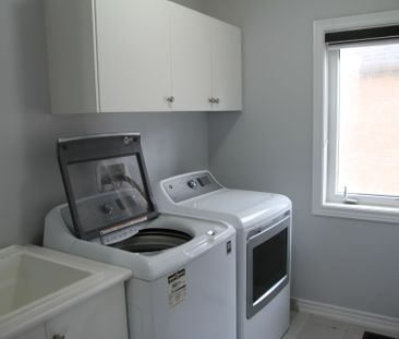 For Lease - 31 Swordfish Drive, Whitby, Ontario - Photo 6