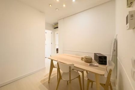 Carrer de Canalejas, Barcelona, Catalonia 08028 - Photo 2